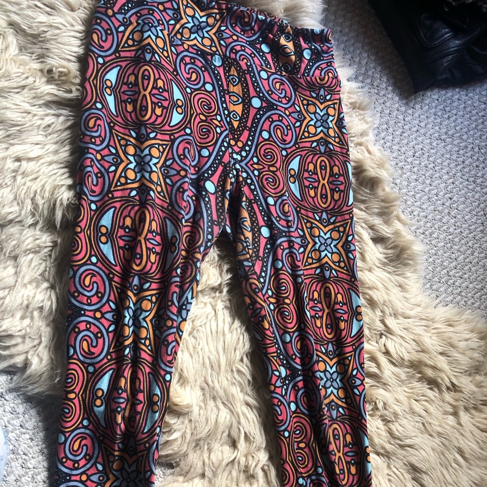 Lularoe “unicorn” leggings